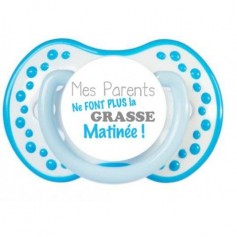 Tétine de bébé mes parents ne font plus la grasse matinée garçon
